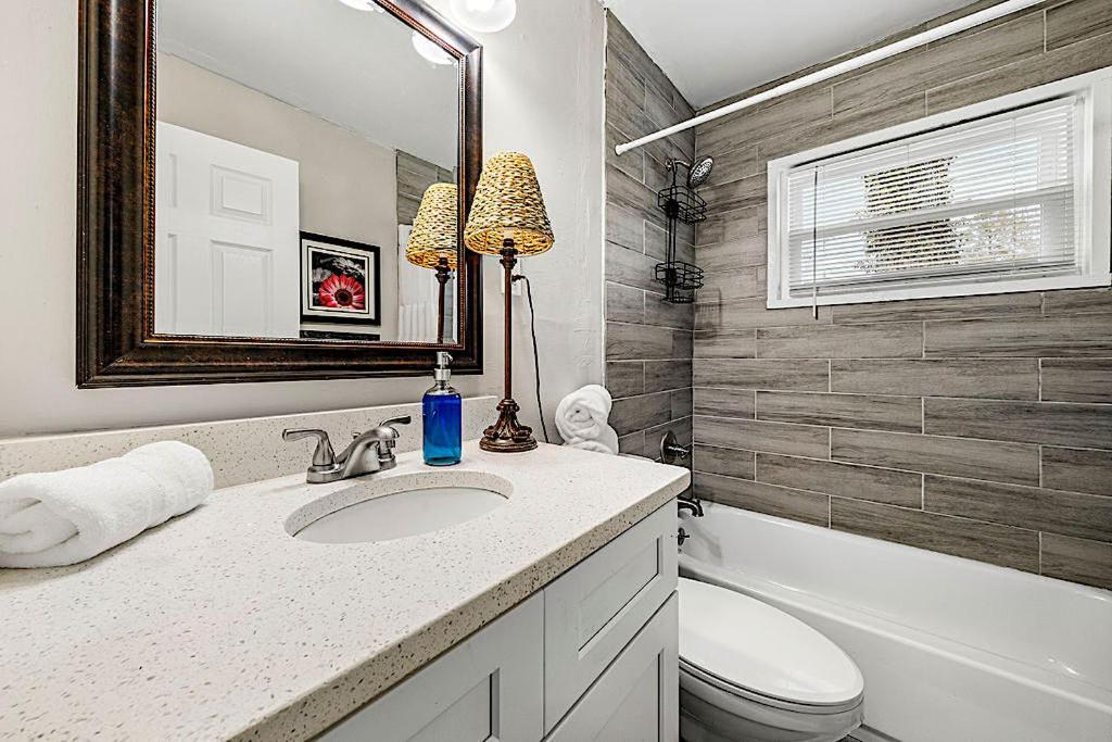 Goodkarma Rentals Refreshed Smyrna Home Near Battery Atl Half Mile To Interstate Atlanta Extérieur photo